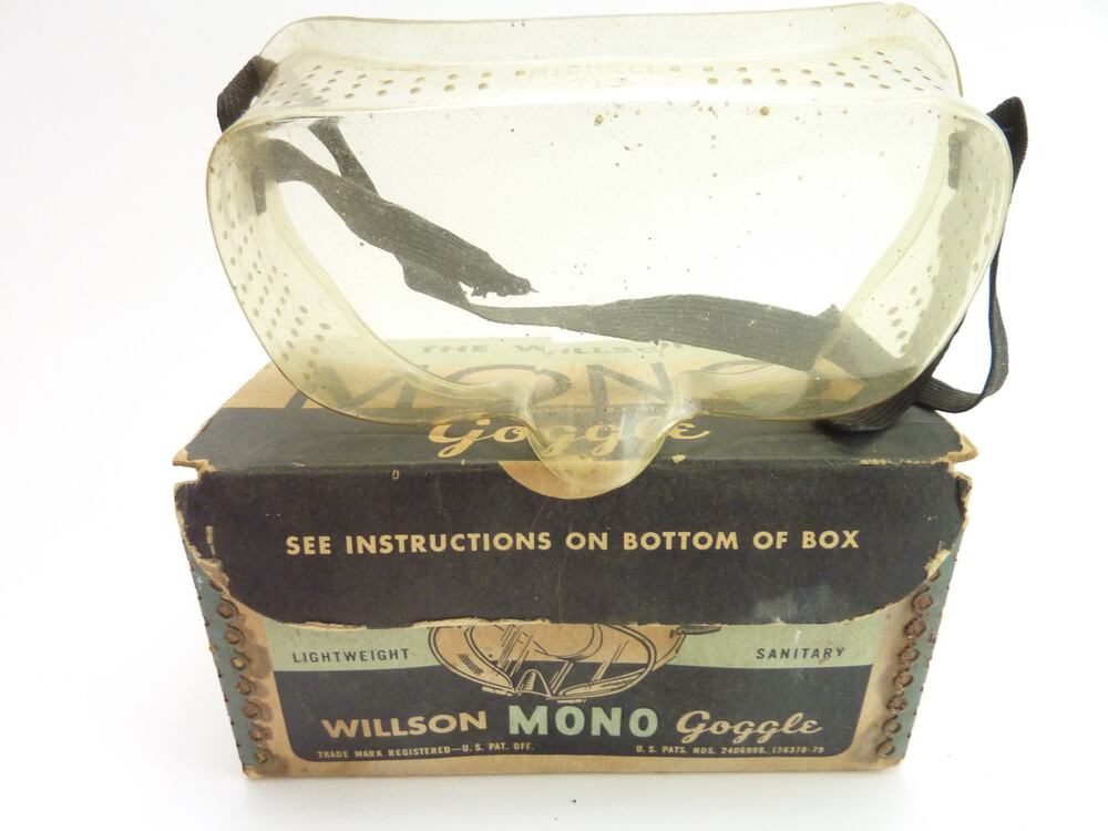 Vintage The Willson Mono Goggle in Original Box